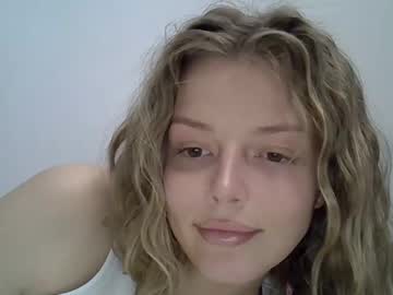 _Luna777 Chaturbate stream image from May 09, 2025