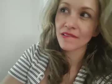 Miasiren Chaturbate stream image from May 09, 2025