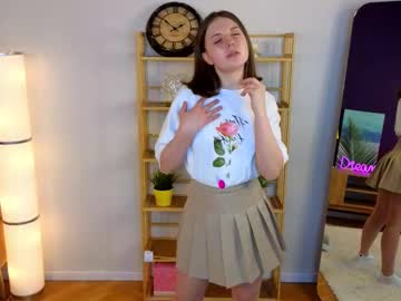 Doriscovey Chaturbate stream image from May 09, 2025