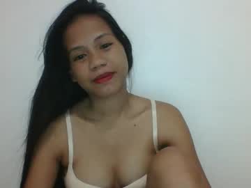 Hotrosexx Chaturbate stream image from May 09, 2025