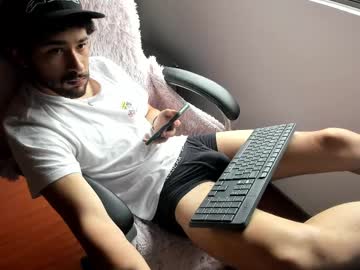 Timgreen420 Chaturbate stream image from May 09, 2025