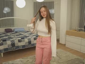 Esmecollinge Chaturbate stream image from May 09, 2025