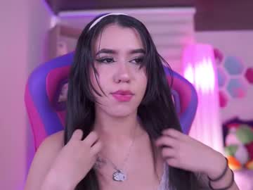 Chloe_Moons_ Chaturbate stream image from May 09, 2025