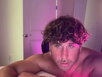 Hungkingg22 Chaturbate stream image from May 09, 2025