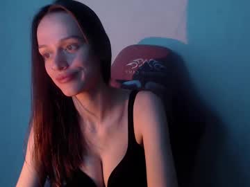 Erikasin Chaturbate stream image from May 09, 2025
