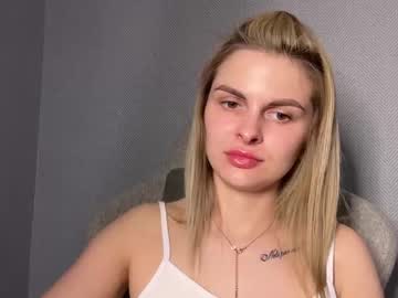 Kiss_Sofia_Love Chaturbate stream image from May 09, 2025