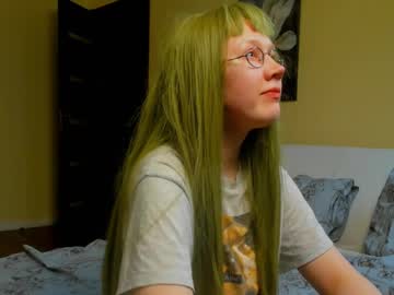 Meganhemsley Chaturbate stream image from May 09, 2025