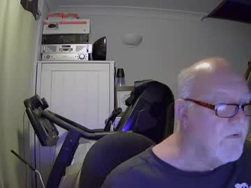 Olderchubforyou Chaturbate stream image from May 09, 2025