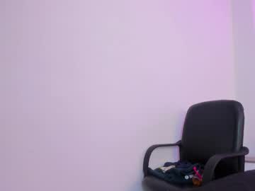 Rebeeca_Greey Chaturbate stream image from May 09, 2025