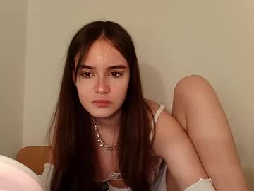 Kamila_328 Chaturbate stream image from May 09, 2025