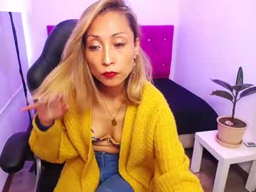 Alexiajames_ Chaturbate stream image from May 09, 2025