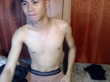 Bry_Cumxx Chaturbate stream image from May 09, 2025