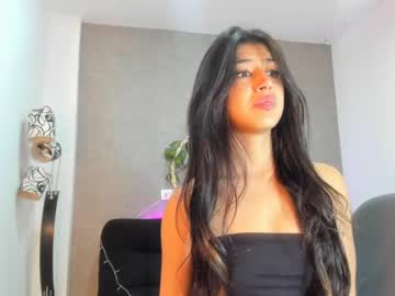 Lucy_Shadow_ Chaturbate stream image from May 09, 2025