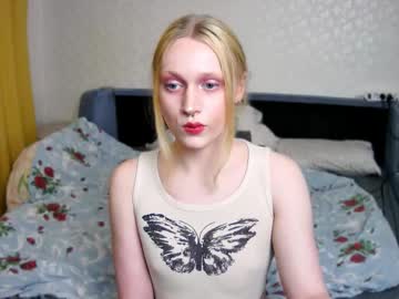 Gwindolin Chaturbate stream image from May 09, 2025