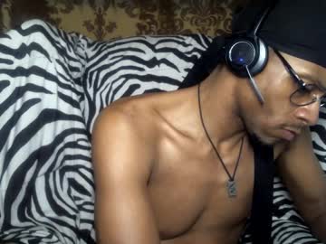 Lightscamerawatchme Chaturbate stream image from May 10, 2025