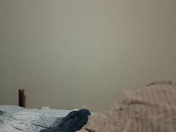 Love18blonde Chaturbate stream image from May 10, 2025