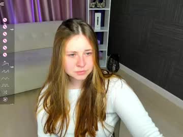 Tutti_Booty Chaturbate stream image from May 10, 2025