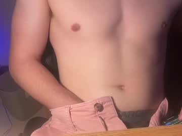 Cmoney6911 Chaturbate stream image from May 10, 2025