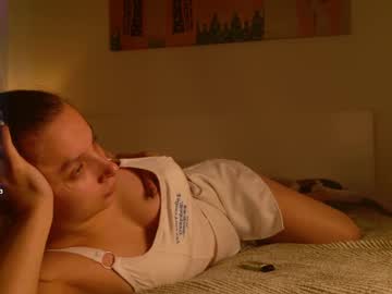 Daisynano Chaturbate stream image from May 10, 2025