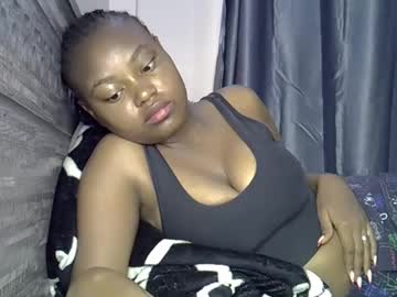 Luvly_Ebonny Chaturbate stream image from May 10, 2025