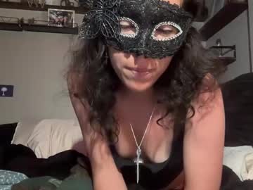 D0ubletr0ublee Chaturbate stream image from May 10, 2025