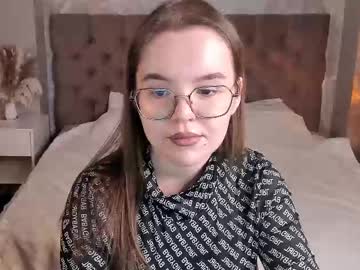 Radiantfairy Chaturbate stream image from May 10, 2025