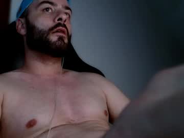 Johnnibigcock Chaturbate stream image from May 10, 2025