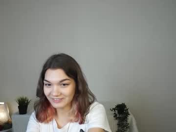 Clementina_Fermentina Chaturbate stream image from May 10, 2025
