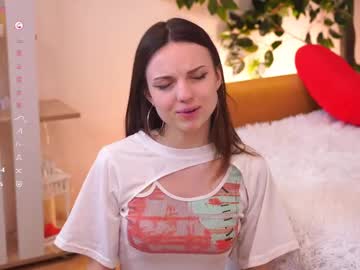 Loisharriss Chaturbate stream image from May 10, 2025