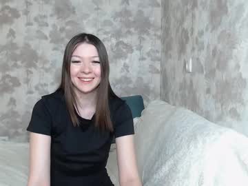 Artmadam Chaturbate stream image from May 10, 2025