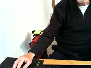 Mucfag Chaturbate stream image from May 10, 2025