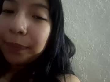 Theyluvvmeee Chaturbate stream image from May 10, 2025