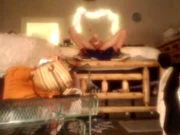 Ucanbuyagemini Chaturbate stream image from May 10, 2025