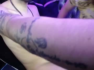 Zoee_Jhonnyy Chaturbate stream image from May 10, 2025