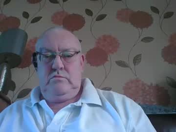Cockre Chaturbate stream image from May 10, 2025