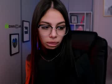 Luckybabymeow Chaturbate stream image from May 10, 2025
