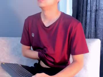 Luke_Julien Chaturbate stream image from May 10, 2025