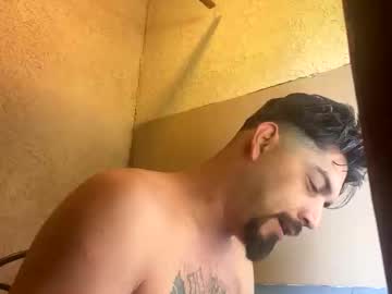Carlos698969 Chaturbate stream image from May 10, 2025