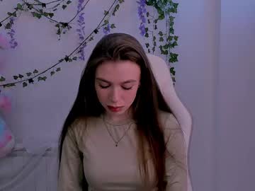 Mishelselestia Chaturbate stream image from May 10, 2025