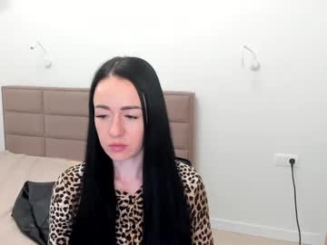 Bellamoarr Chaturbate stream image from May 10, 2025