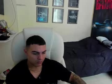 Yker18 Chaturbate stream image from May 10, 2025