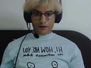 Calvinjohnlad Chaturbate stream image from May 10, 2025