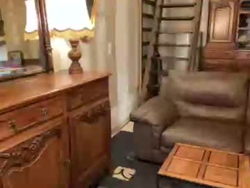 Capriceprisca Chaturbate stream image from May 10, 2025