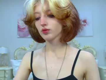 Mistymarlow Chaturbate stream image from May 10, 2025