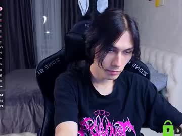 Hard__Fantasy Chaturbate stream image from May 10, 2025