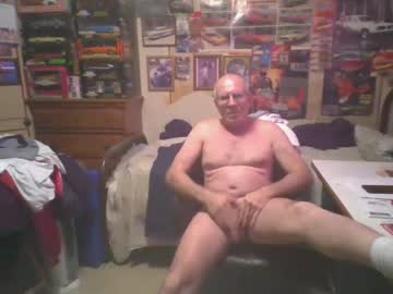 Leezimm Chaturbate stream image from May 10, 2025