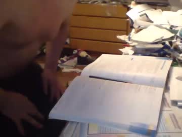 Psachno Chaturbate stream image from May 10, 2025