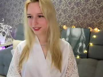 Izuumilol Chaturbate stream image from May 10, 2025