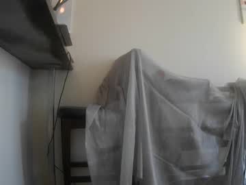 Johntylerr833 Chaturbate stream image from May 10, 2025
