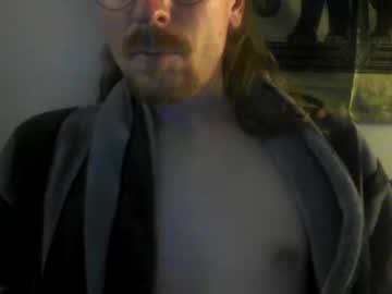 Olegoude Chaturbate stream image from May 10, 2025